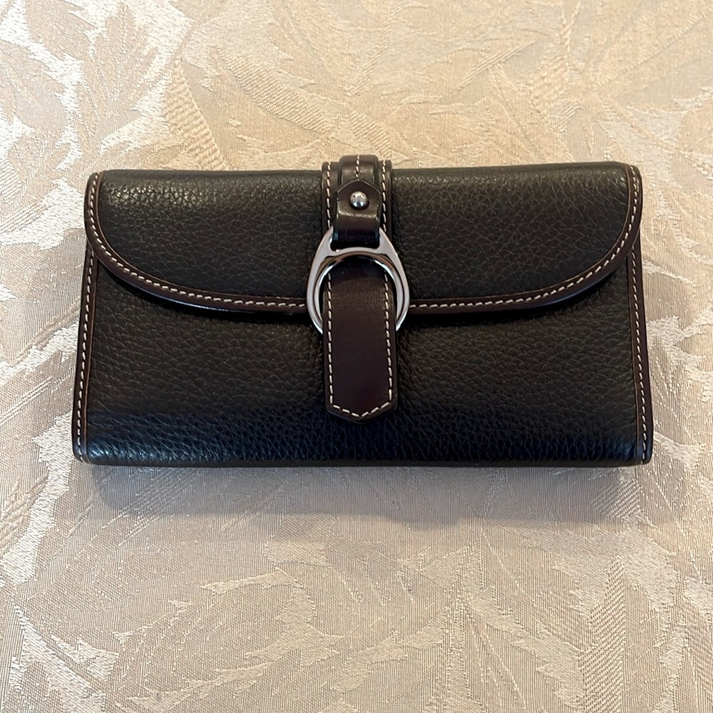Dooney & bourke